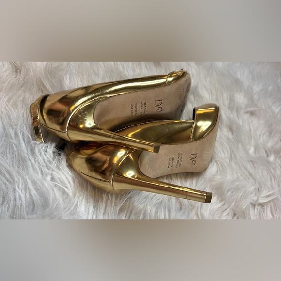 Diane Von Furstenberg Laredo Suede Ankle-Strap Pumps - Picture 2 of 9